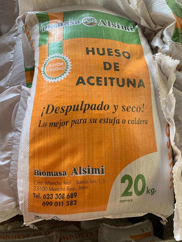 Saco de hueso de aceituna Biomasa Alsimi de 20 kg, ideal para estufas y calderas, Mayor Calidad